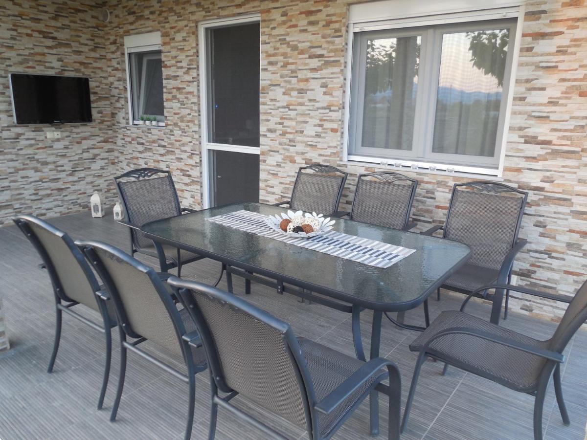Costa Petra - Luxury Seaside Cottage With Garden - Vacation House For Families In Greece Néa Meságkala Exterior foto